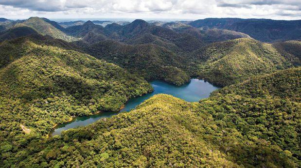 Matriz de vida. En casi 1’400.000 hectáreas de extensión, Sierra del Divisor alberga nacientes de 10 ríos importantes para Perú y Brasil. (Foto: Diego Pérez / Sociedad Peruana de Derecho Ambiental)