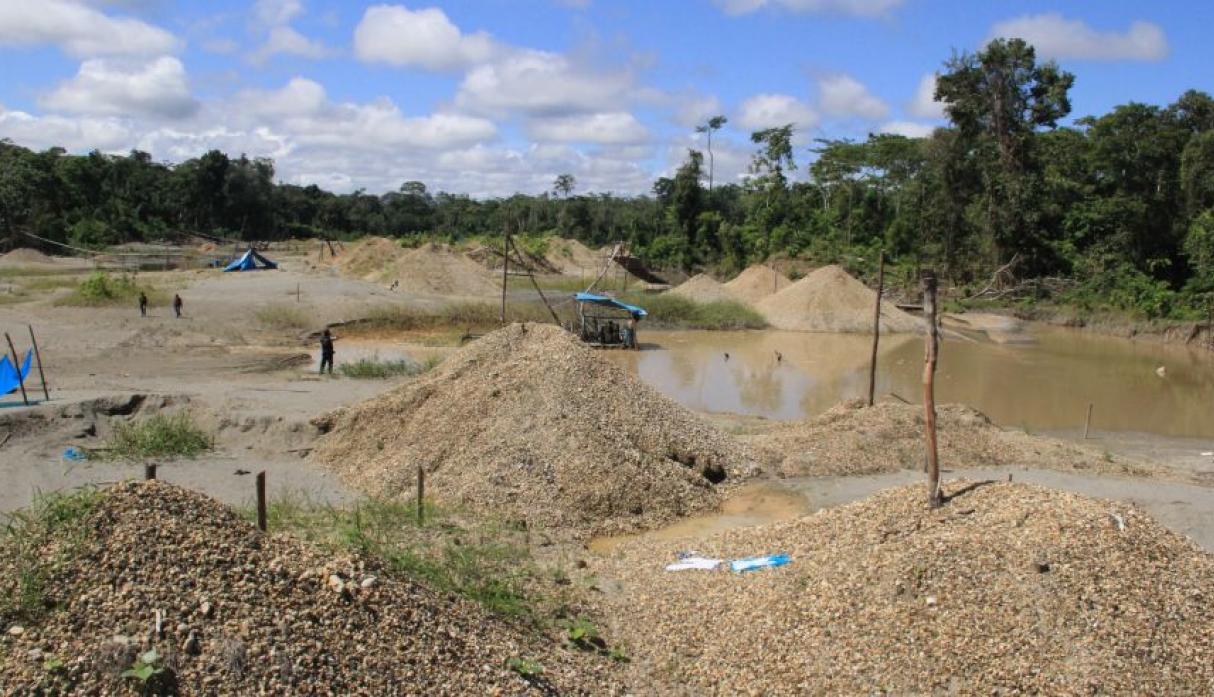 Desde el 2012, la minería ilegal empezó a extenderse frente a la comunidad Galilea, en el distrito de Río Santiago, Amazonas. Foto: Vanessa Romo / Mongabay.