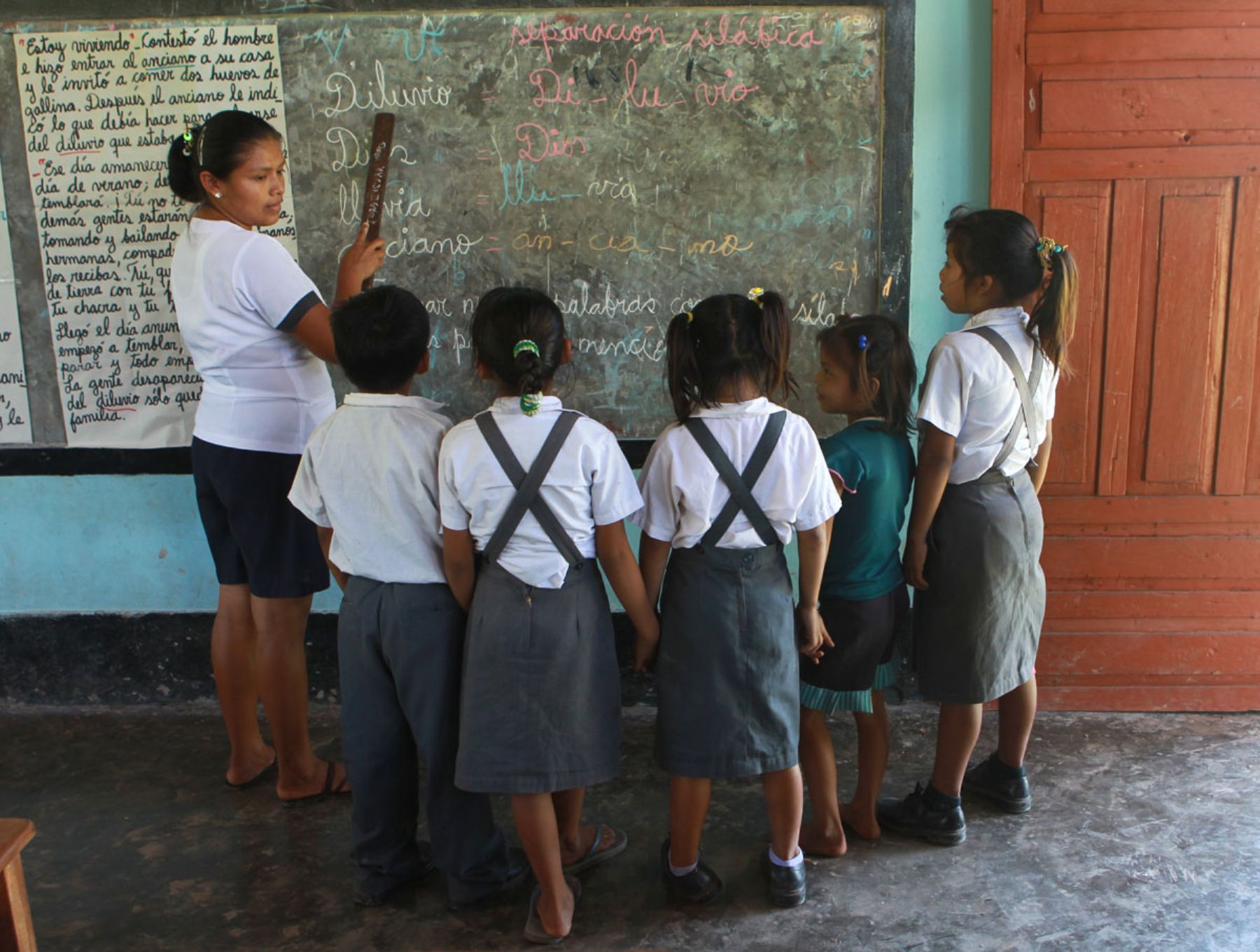 Más de 1 millón 200,000 escolares aprenden en su lengua materna. ANDINA/archivo
