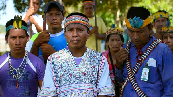Apu James Rodríguez y nativos de las cinco cuencas loretanas. | Fuente: Chaikune Institute