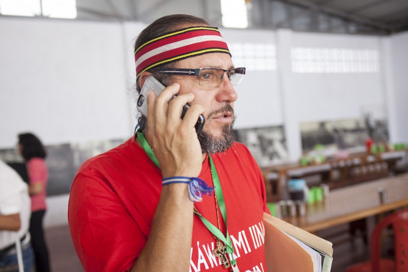 Diego Clavijo en comunicación con un medio local para dar alcances de lo tratado en la asamblea. Foto: CAAAP
